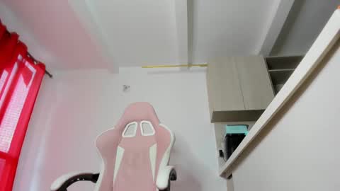 Snapshot of cielo_9 chatting on 12-12-24, 11:40 Sara INSTAGRAM SARARENDON7798 online show from 12-12-24, 11:40