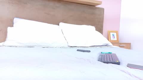 Snapshot of cielo_rivera chatting on 01-08-26, 02:19 cielo rivera online show from 01-08-26, 02:19