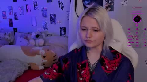 Helen and Teya online show from 02-19-26, 05:03