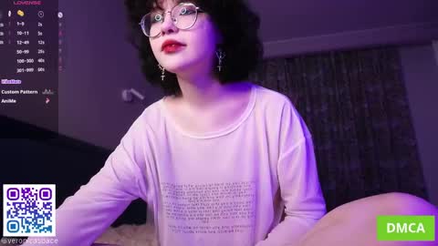   L  online show from 04-22-26, 05:32