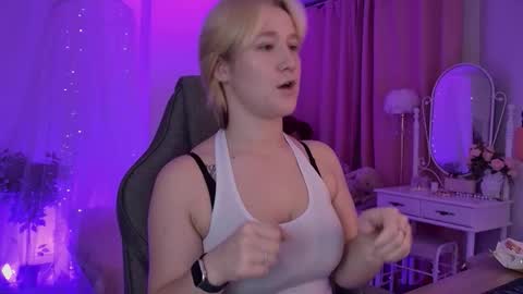 Cin Bellamy online show from 11-05-25, 05:07