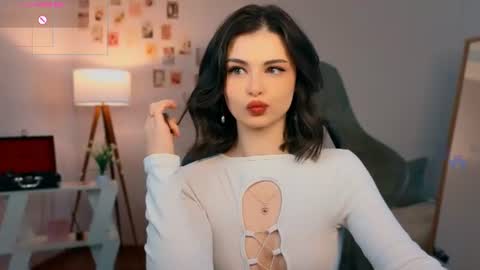 Snapshot of cindyclub_ chatting on 06-13-26, 03:26 Rebbeka online show from 06-13-26, 03:26