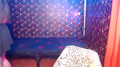 Cindy online show from 02-09-25, 07:41