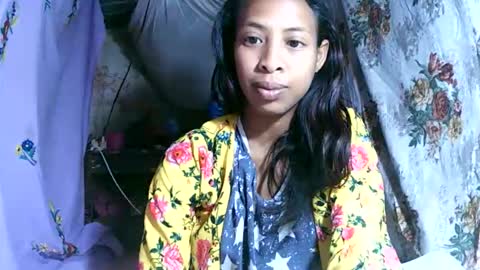 Snapshot of cindyx69q chatting on 09-10-25, 05:13 cindyx69q online show from 09-10-25, 05:13