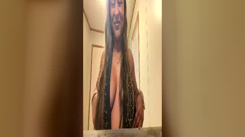 Cinnamon online show from 06-27-26, 02:16