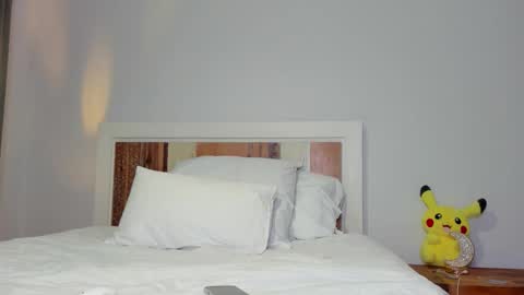 Snapshot of cinnamon_lips07 chatting on 09-22-25, 09:17 Indie online show from 09-22-25, 09:17