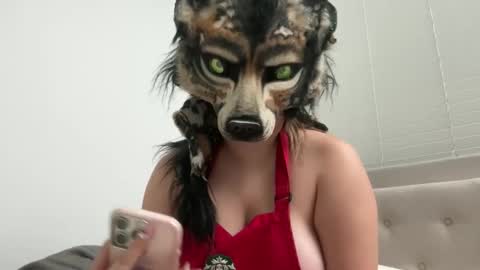 Snapshot of cinnanicos chatting on 09-11-25, 05:07 Nicky online show from 09-11-25, 05:07