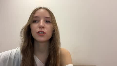 Aurora online show from 04-18-26, 02:10