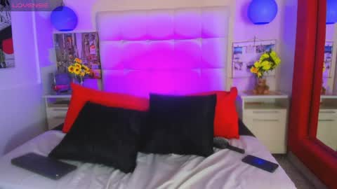Snapshot of cinthya_walker1 chatting on 05-05-26, 03:31 cinthya_walker1 online show from 05-05-26, 03:31