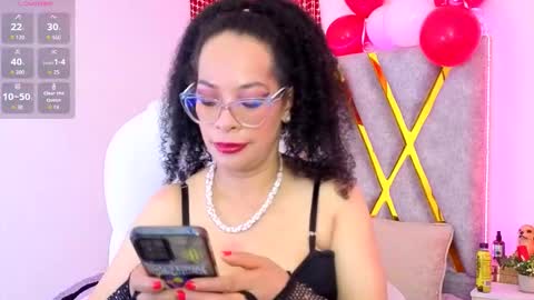 Snapshot of cintia_holms chatting on 02-21-26, 12:00 Cintia online show from 02-21-26, 12:00