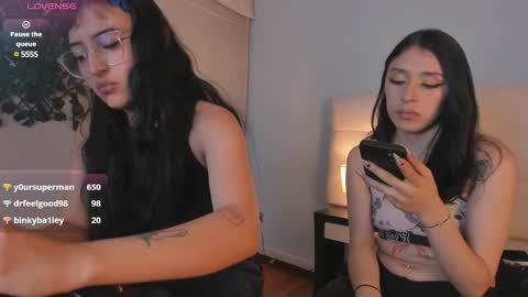 Snapshot of cintya_kors chatting on 12-31-24, 06:16 Cintya online show from 12-31-24, 06:16