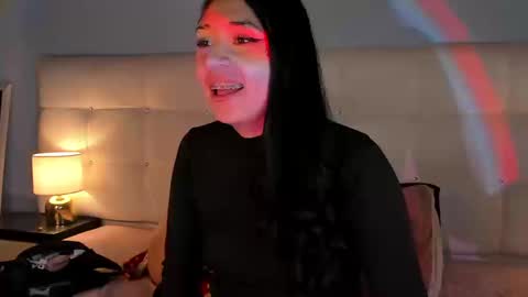 Snapshot of cintya_kors chatting on 09-13-25, 04:23 Cintya online show from 09-13-25, 04:23