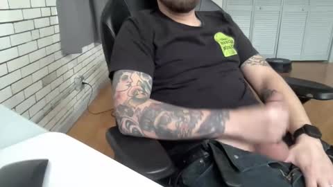 circleofsix online show from 01-06-25, 04:23