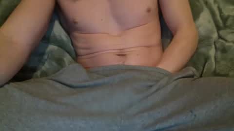 Snapshot of circumsizedbandit chatting on 02-19-25, 09:28 circumsizedbandit online show from 02-19-25, 09:28