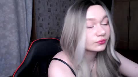 Snapshot of cirilla_akerman chatting on 03-13-26, 10:55 Ciri online show from 03-13-26, 10:55