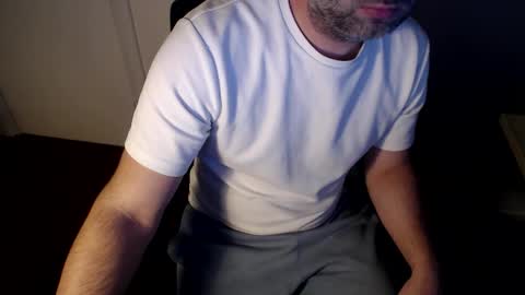 Snapshot of citroneee chatting on 12-22-25, 12:18 Citrono online show from 12-22-25, 12:18