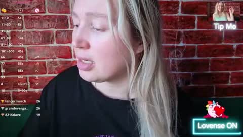 Snapshot of citrusblissss chatting on 06-18-26, 12:42 citrusblissss online show from 06-18-26, 12:42