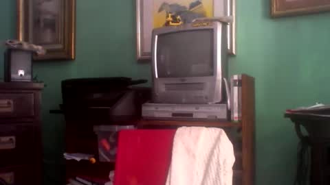 Snapshot of ciuk chatting on 10-10-25, 08:46 ciuk online show from 10-10-25, 08:46