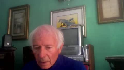 Snapshot of ciuk chatting on 11-30-25, 10:30 ciuk online show from 11-30-25, 10:30