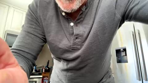 Snapshot of cj3d2 chatting on 02-16-26, 08:38 Cjd32 online show from 02-16-26, 08:38