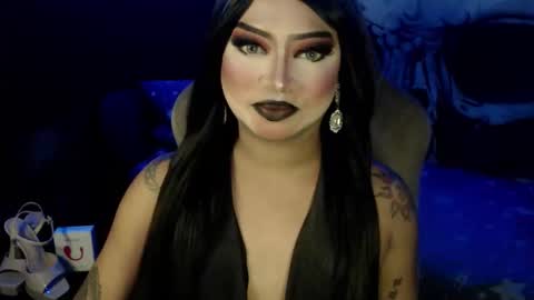 Snapshot of cj_parker69 chatting on 11-09-25, 02:48 QUEEN CESS online show from 11-09-25, 02:48