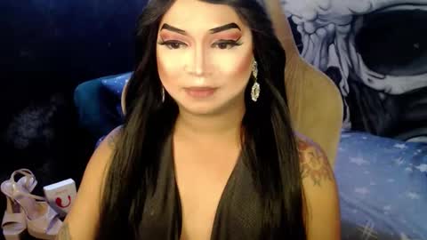 Snapshot of cj_parker69 chatting on 12-22-25, 01:52 QUEEN CESS online show from 12-22-25, 01:52