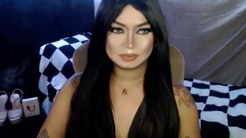 Snapshot of cj_parker69 chatting on 02-08-26, 12:52 QUEEN CESS online show from 02-08-26, 12:52