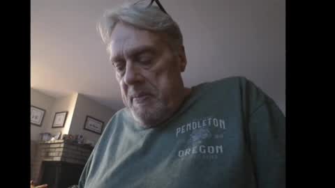 Snapshot of cjscout chatting on 12-12-24, 09:19 cjscout online show from 12-12-24, 09:19