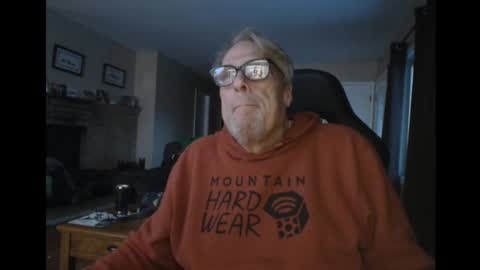 Snapshot of cjscout chatting on 01-29-25, 02:09 cjscout online show from 01-29-25, 02:09