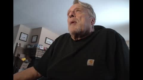 Snapshot of cjscout chatting on 02-17-25, 12:43 cjscout online show from 02-17-25, 12:43