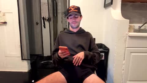 ckeefer96 online show from 04-04-26, 10:51