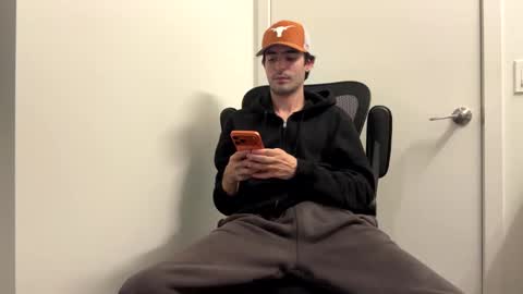 ckeefer96 online show from 04-20-26, 10:33