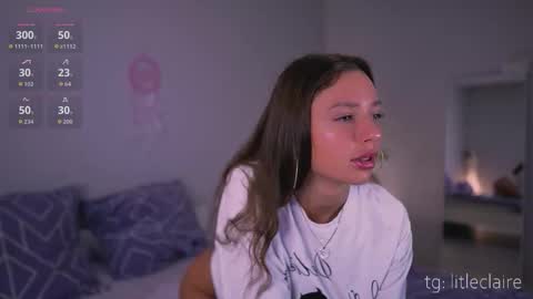 Snapshot of claire_amoure chatting on 09-13-25, 06:13 Claire online show from 09-13-25, 06:13