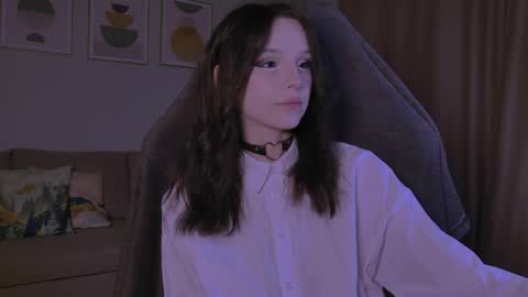 Claire Bennett online show from 04-27-26, 07:12
