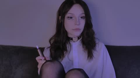 Claire Bennett online show from 05-06-26, 02:29
