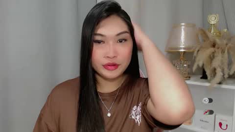 Snapshot of claire_wntr chatting on 05-11-26, 03:45 CLAIRE online show from 05-11-26, 03:45