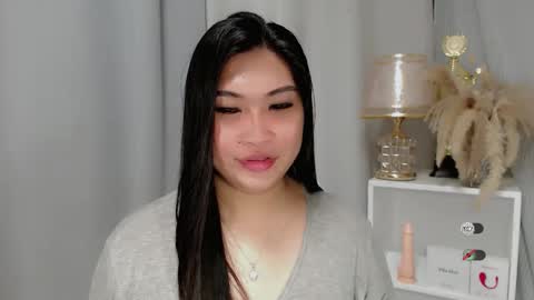 Snapshot of claire_wntr chatting on 05-22-26, 06:53 CLAIRE online show from 05-22-26, 06:53
