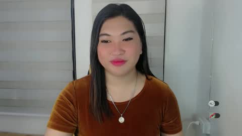 CLAIRE online show from 02-18-25, 04:26