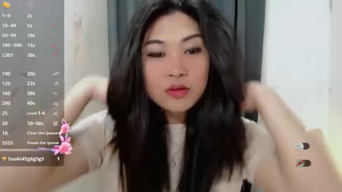 CLAIRE online show from 11-09-25, 01:37