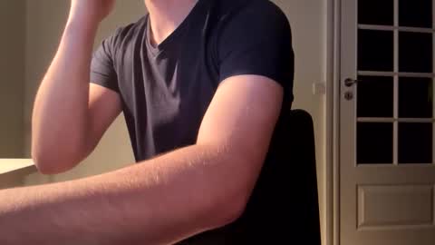 clamshive7 online show from 10-28-25, 08:55