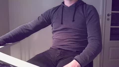 clamshive7 online show from 02-11-26, 06:46