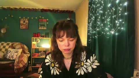 Snapshot of clancyosbourne chatting on 12-13-25, 07:53 Clancy online show from 12-13-25, 07:53