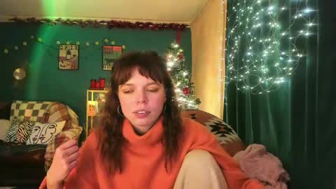 Snapshot of clancyosbourne chatting on 12-19-25, 08:16 Clancy online show from 12-19-25, 08:16