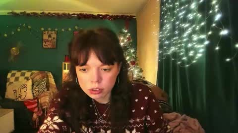 Snapshot of clancyosbourne chatting on 01-09-26, 06:21 Clancy online show from 01-09-26, 06:21