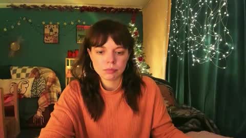 Snapshot of clancyosbourne chatting on 01-15-26, 05:38 Clancy online show from 01-15-26, 05:38