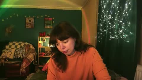 Snapshot of clancyosbourne chatting on 02-19-26, 06:48 Clancy online show from 02-19-26, 06:48