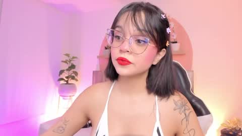 C L A R A online show from 04-29-26, 02:59