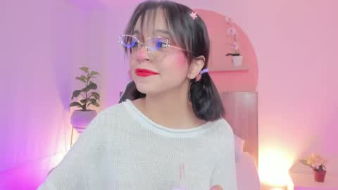 Snapshot of clara_lu chatting on 05-01-26, 02:27 C L A R A online show from 05-01-26, 02:27