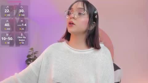 C L A R A online show from 07-10-26, 03:00