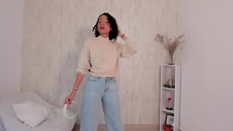 Clara  online show from 01-09-25, 03:04